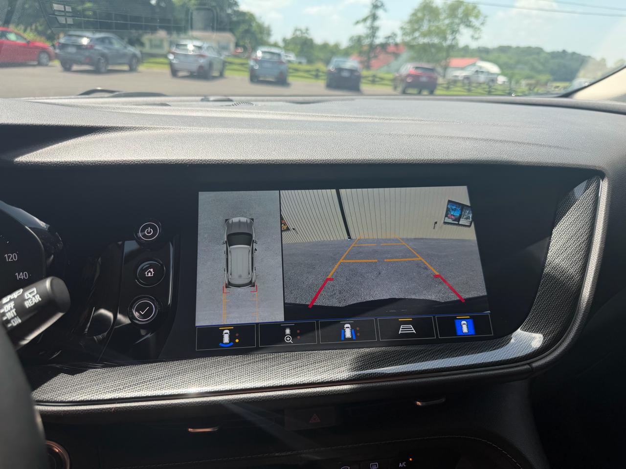 Buick Envision  2023