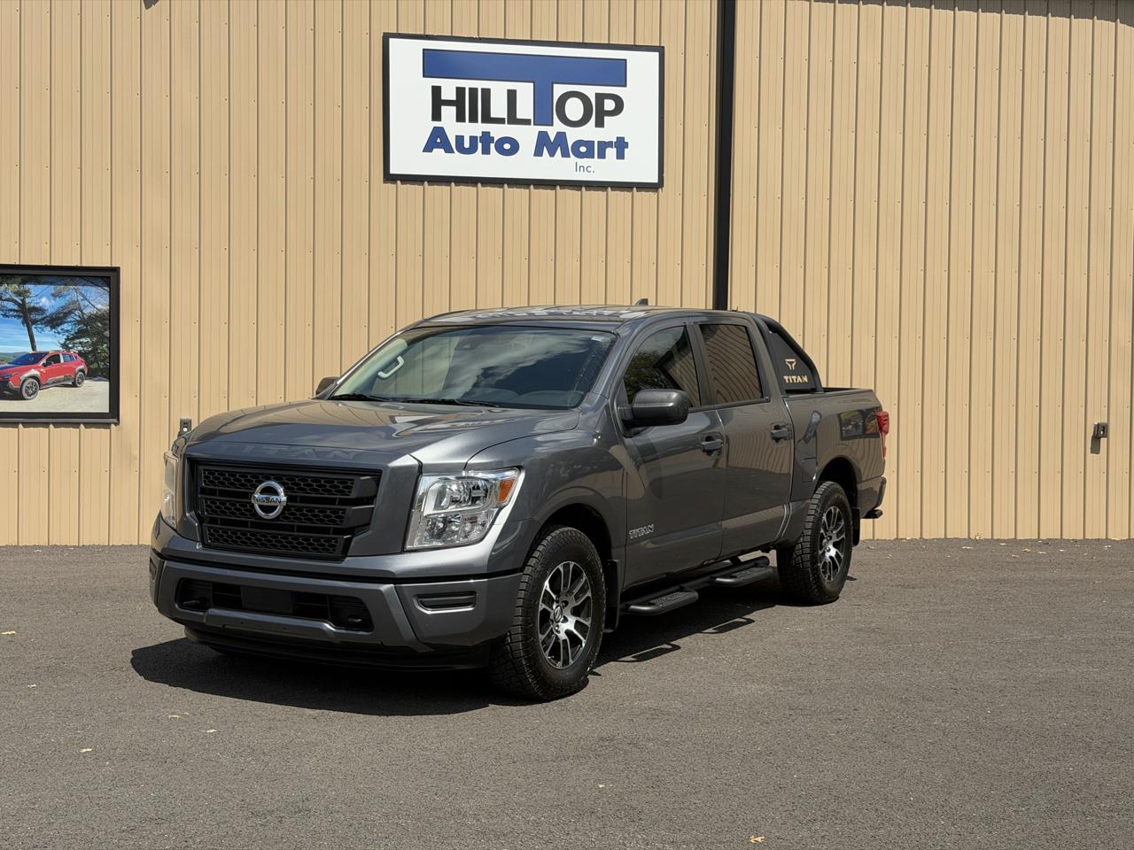 Nissan Titan  2022