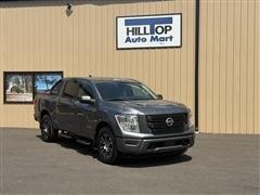 2022 Nissan Titan 