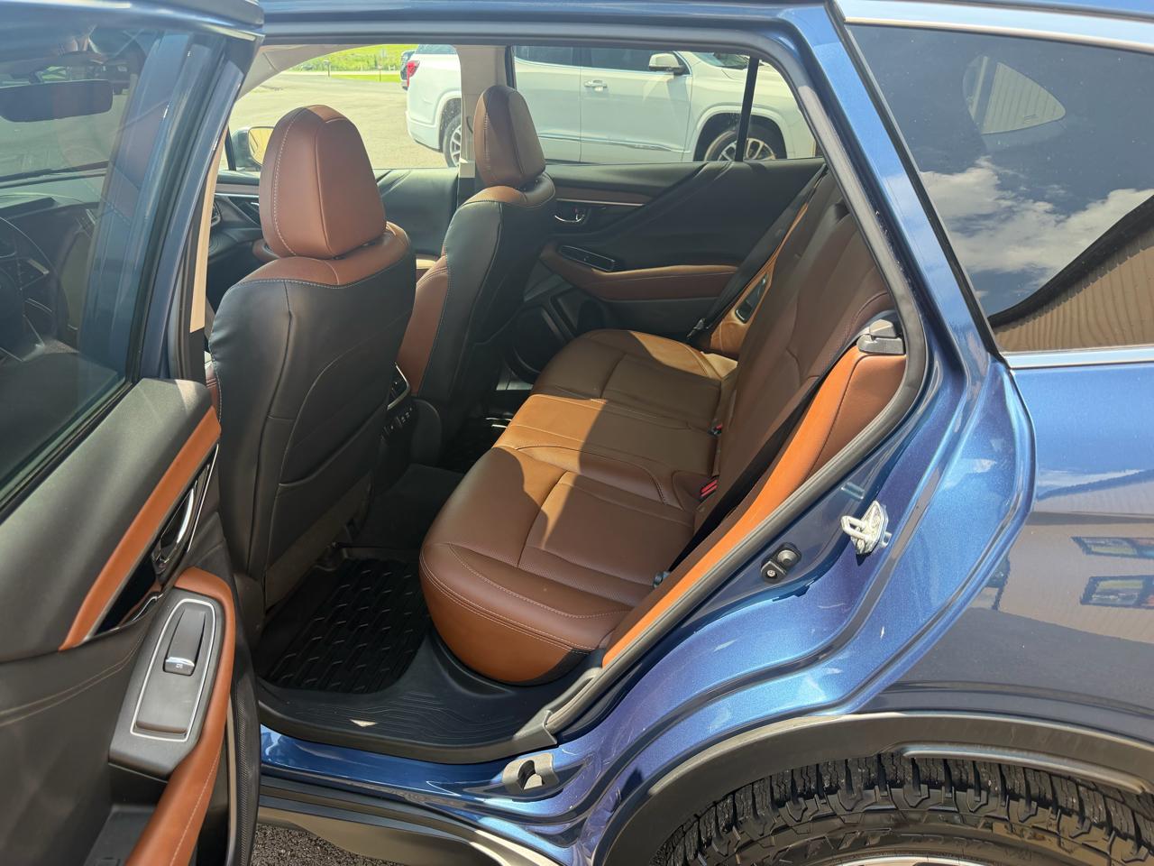 Subaru Outback  2022