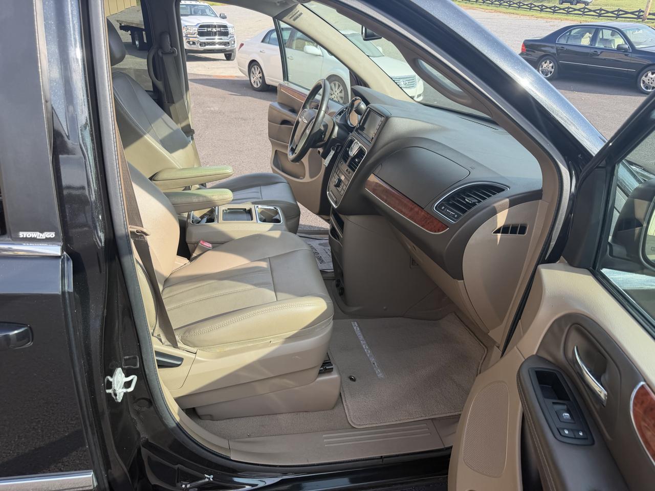 Chrysler Town & Country  2014