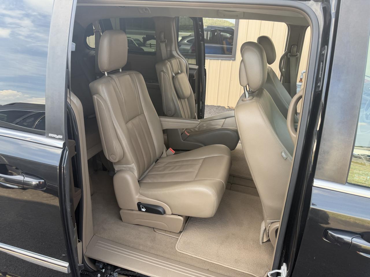 Chrysler Town & Country  2014