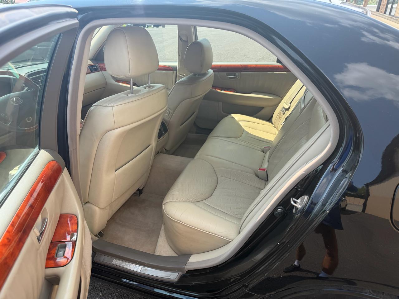 Lexus LS 430  2003