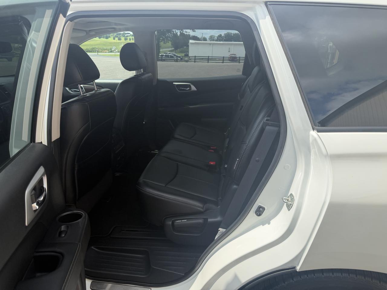 Nissan Pathfinder Platinum 2020