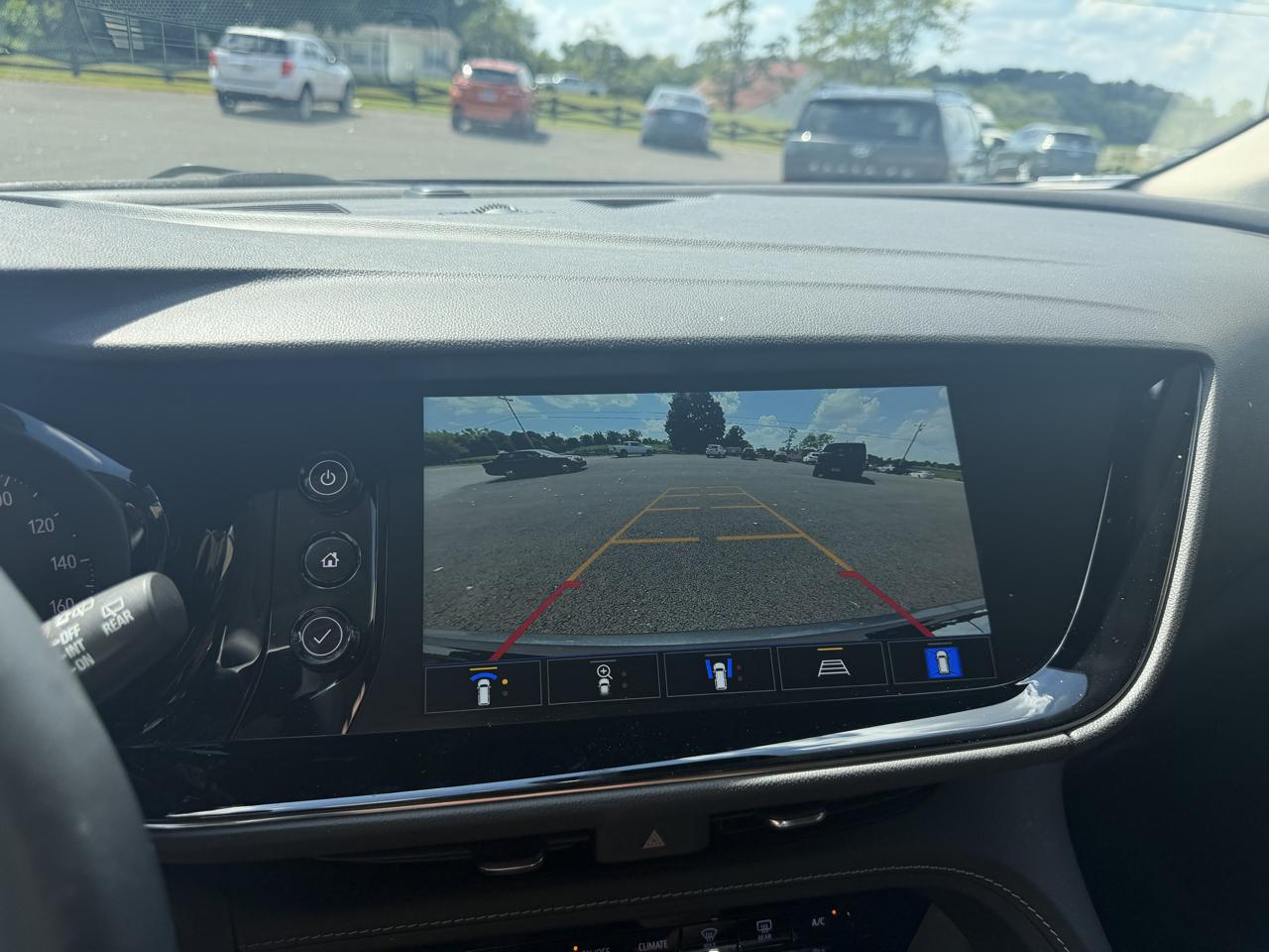 Buick Envision  2022