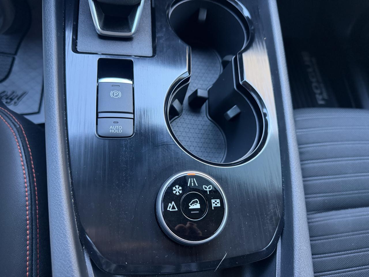 Nissan Rogue  2025