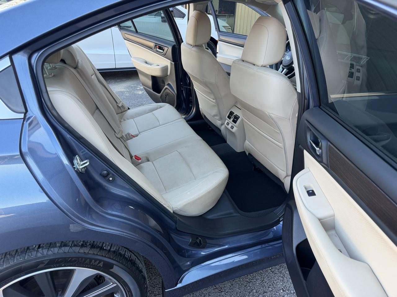 Subaru Legacy  2017