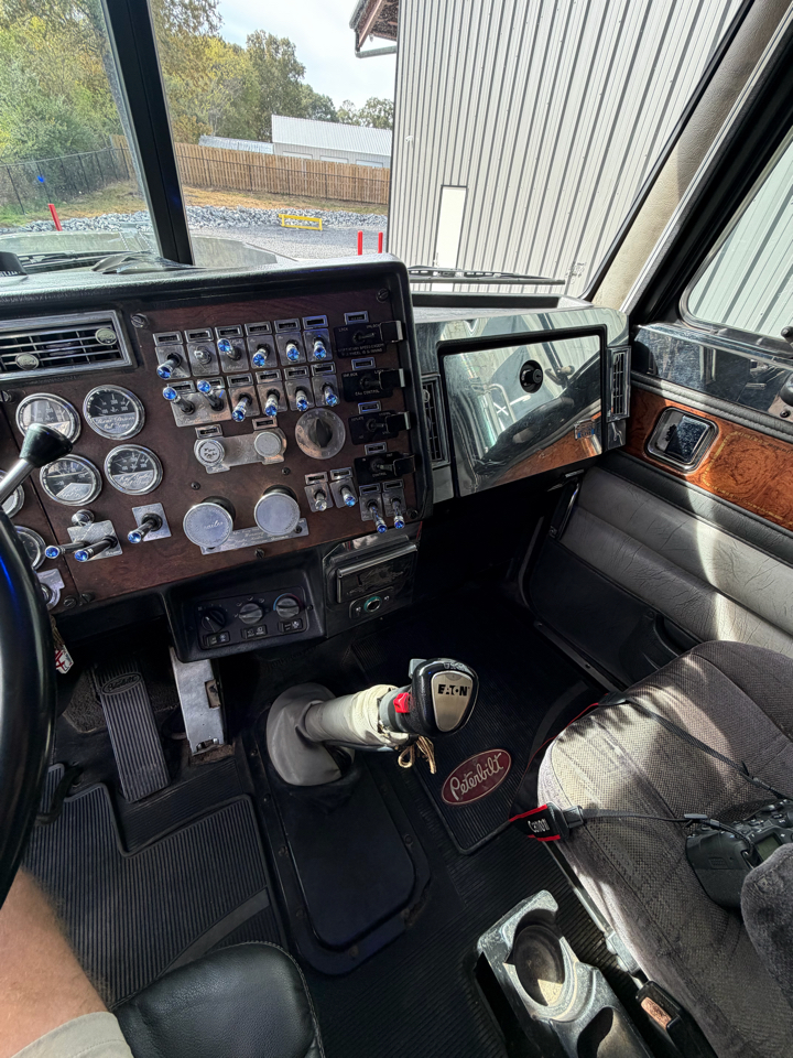 Peterbilt 379  1998 Peterbilt 379  1998