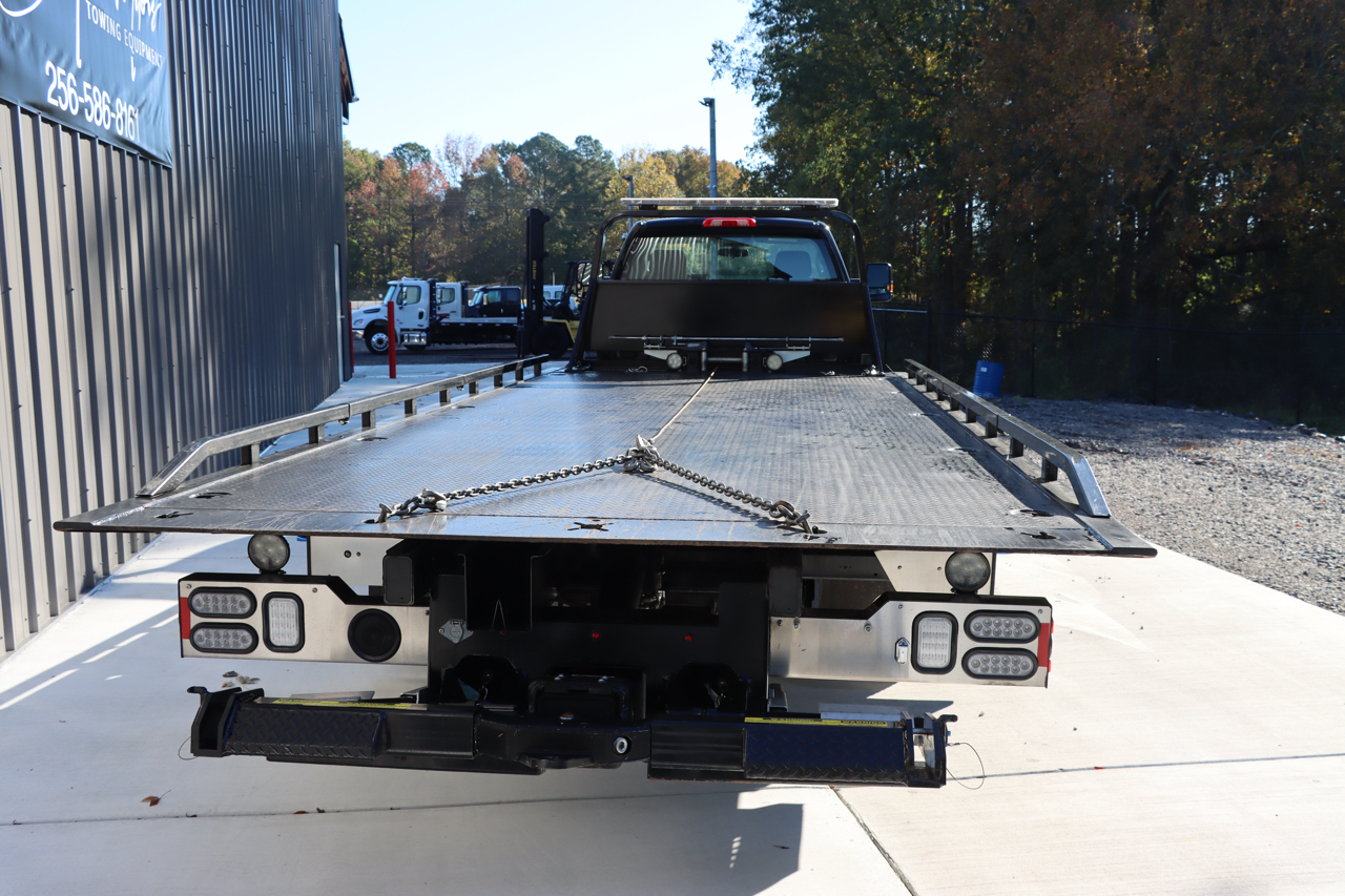 Chevrolet Silverado MD 2WD Reg Cab Work Truck 2022 Chevrolet Silverado MD 2WD Reg Cab Work Truck 2022