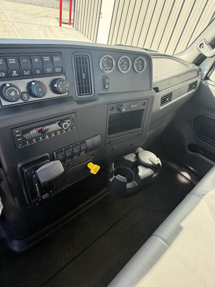 International MV607  2025