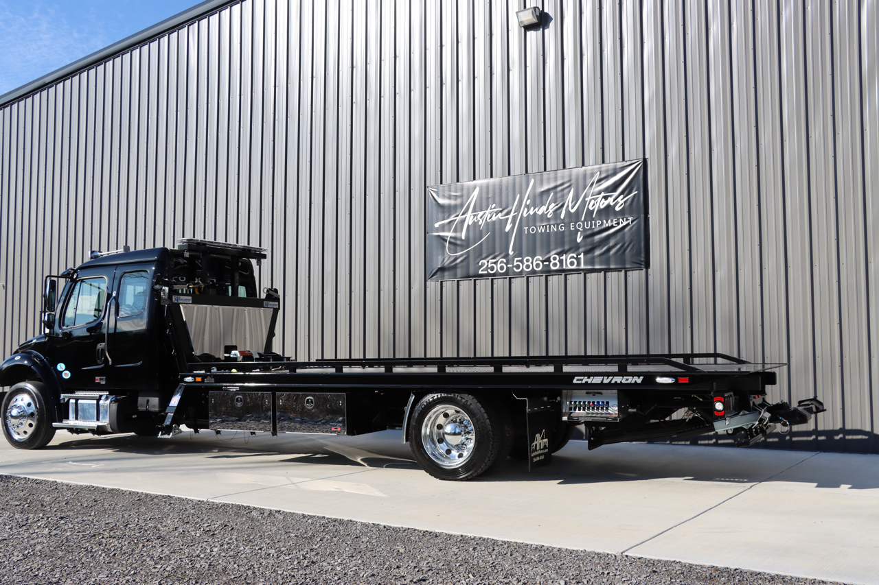 Freightliner M2 106 Plus  2026