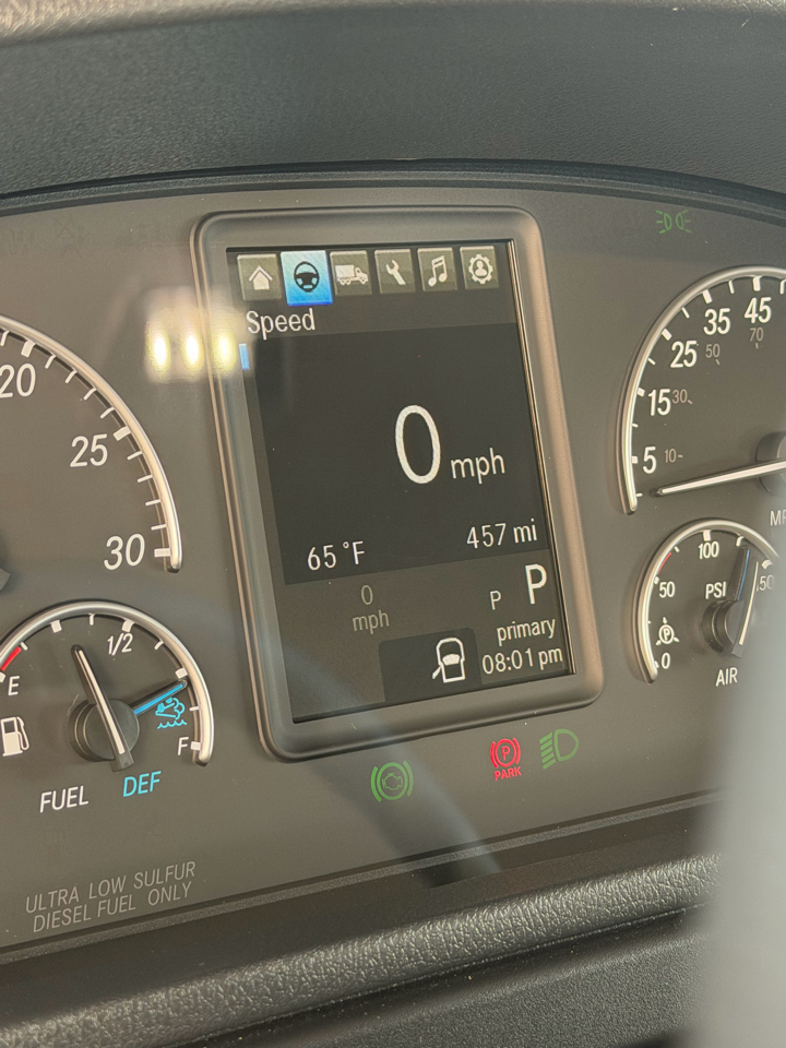 Freightliner M2 106 Plus  2026