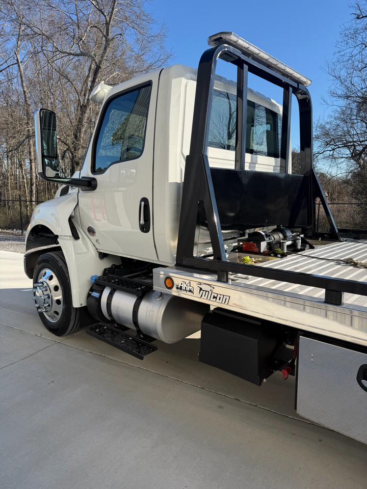 International MV607  2025