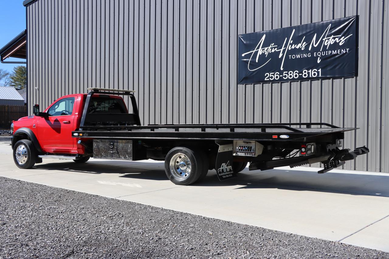 RAM 5500 Chassis Cab SLT 4x2 Reg Cab 120" CA 204.5" WB 2019