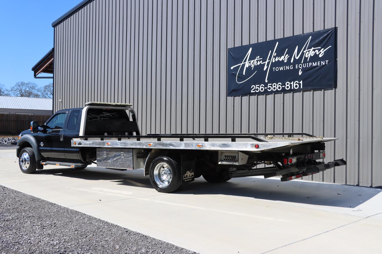 Ford Super Duty F-550 DRW 2WD SuperCab 162" WB 60" CA Lariat 2013