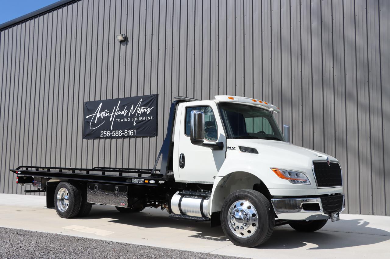 International MV  2025