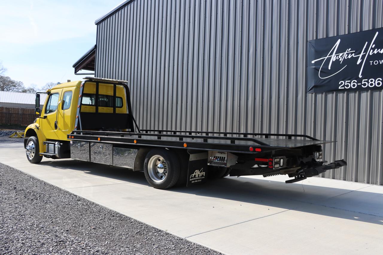 Freightliner M2  2020