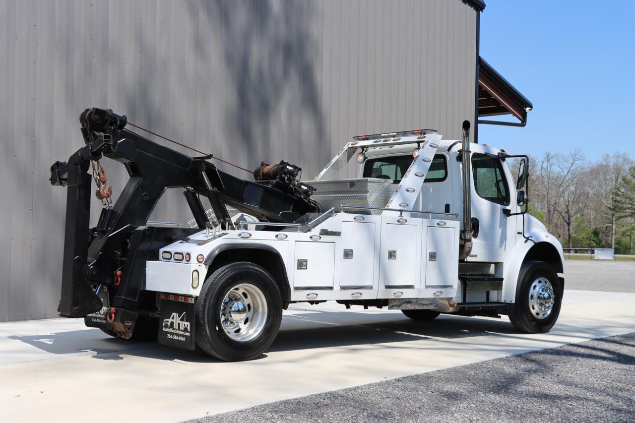 Freightliner M2  2007