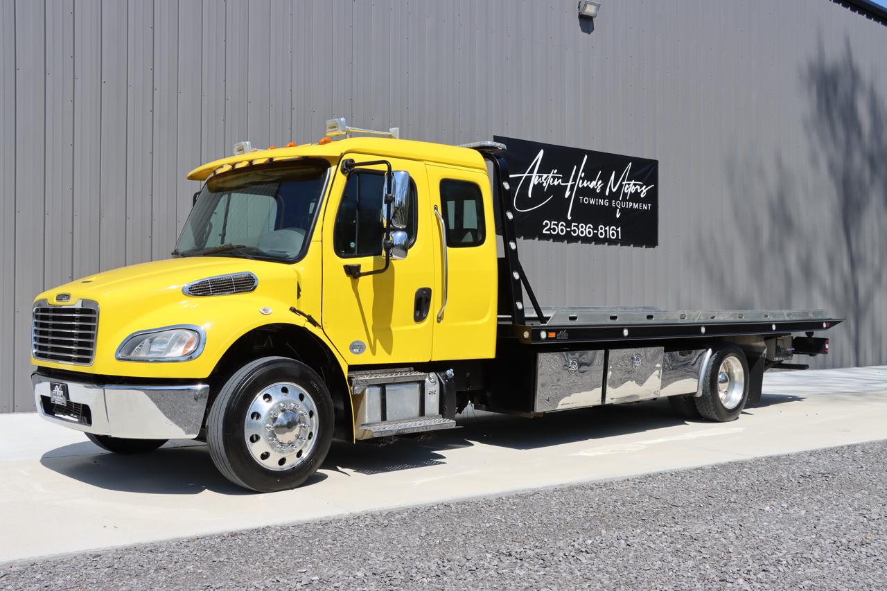 Freightliner M2  2022
