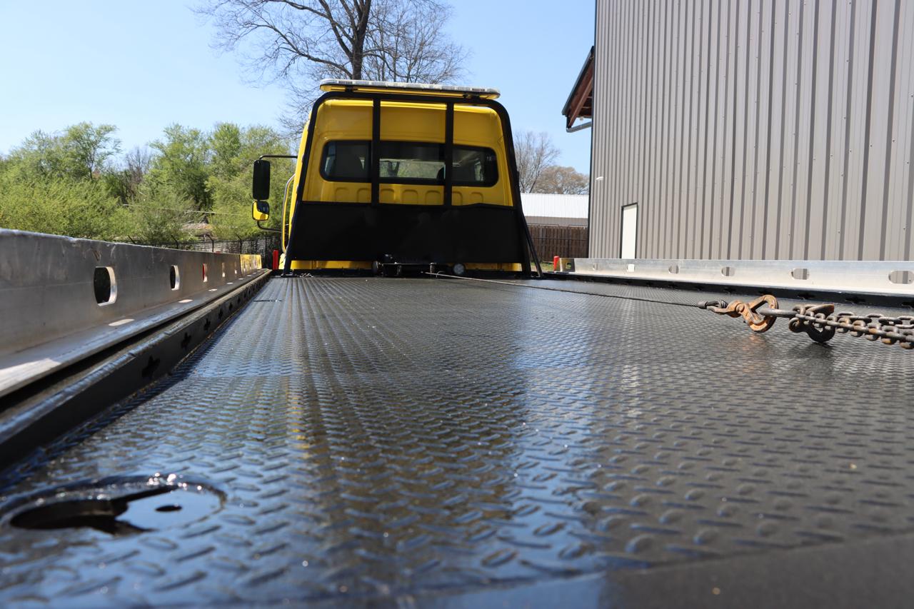 Freightliner M2  2022