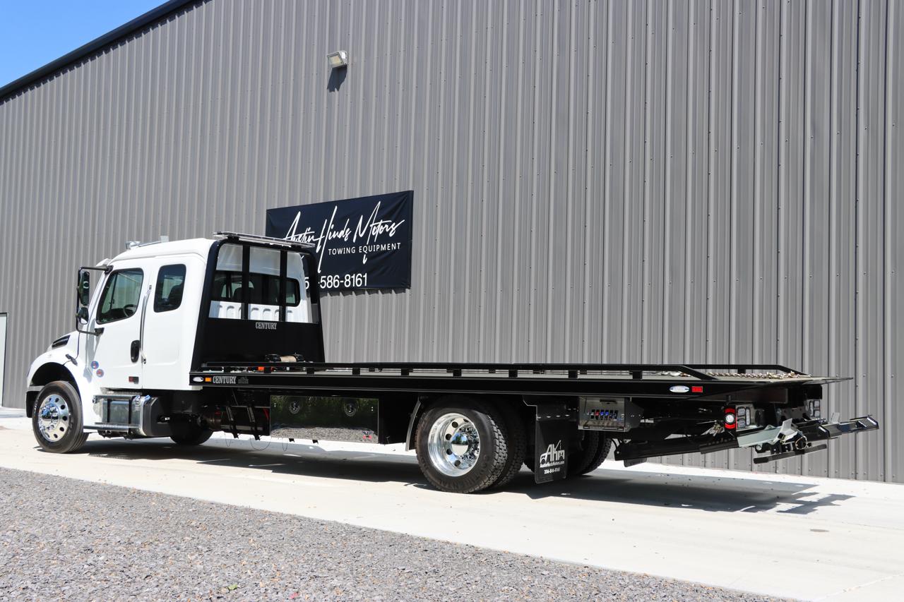 Freightliner M2 106 Plus  2026