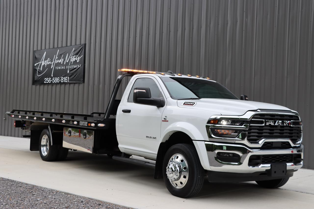 RAM 5500 Chassis Cab Big Horn 4x2 Reg Cab 120" CA 204.5" WB 2025