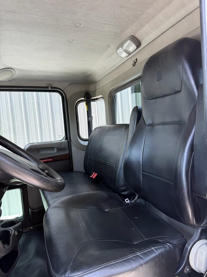 Kenworth T270  2019
