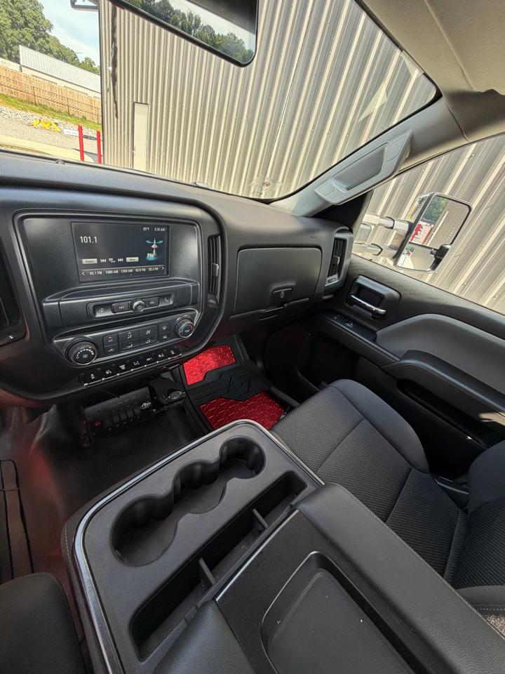 Chevrolet Silverado MD  2021