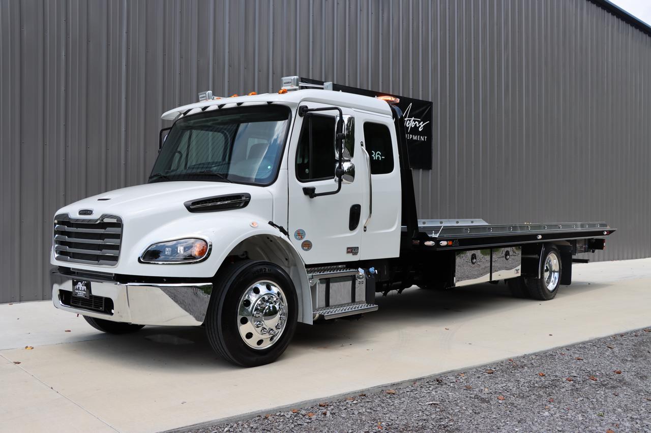 Freightliner M2 106  2027