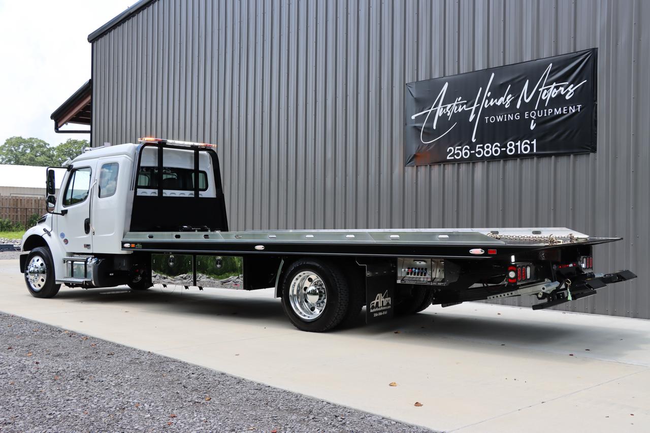 Freightliner M2 106  2027