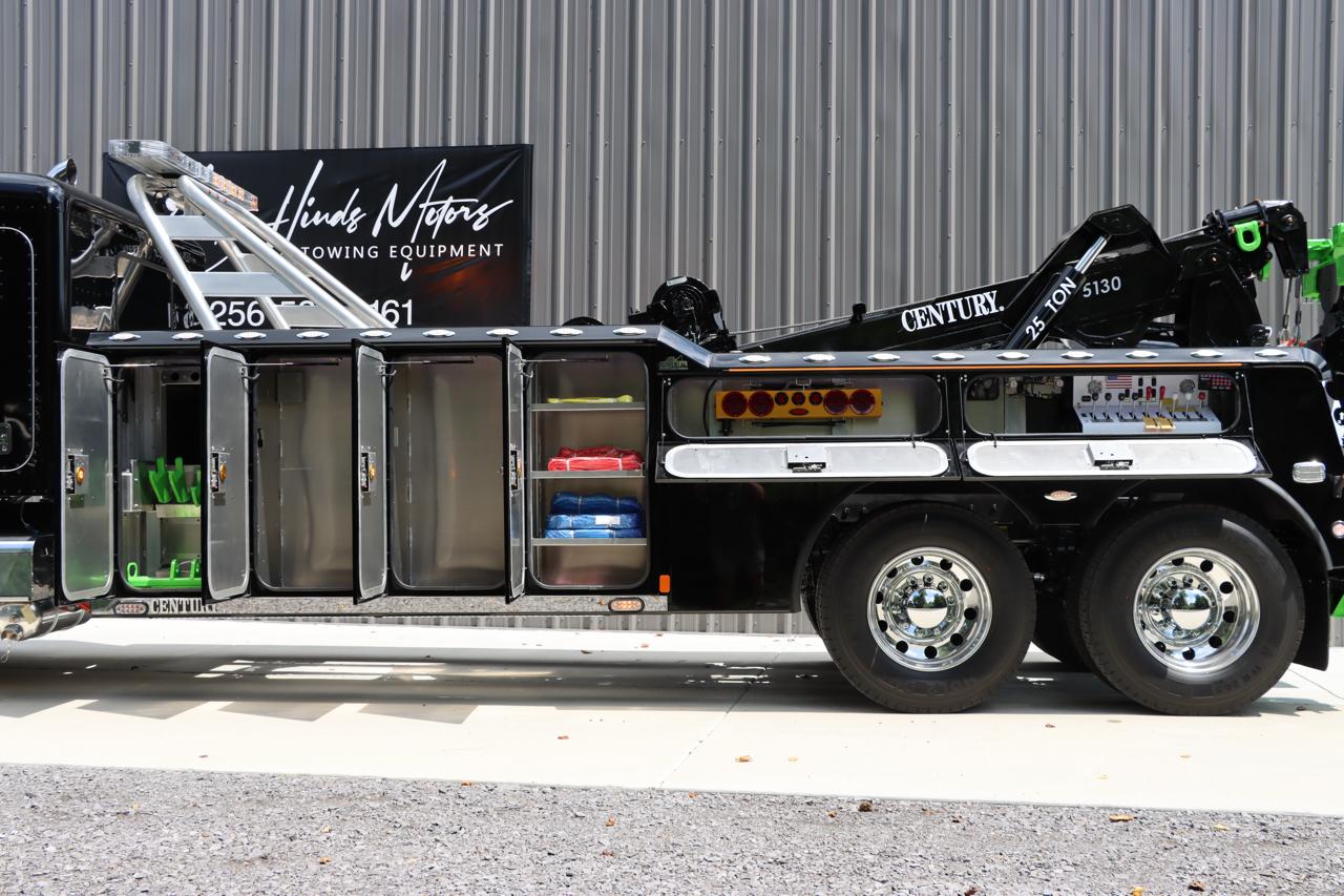 Peterbilt 589  2027