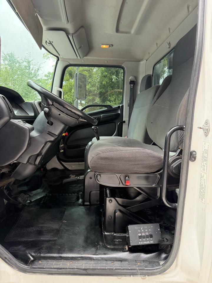 Hino 258  2016