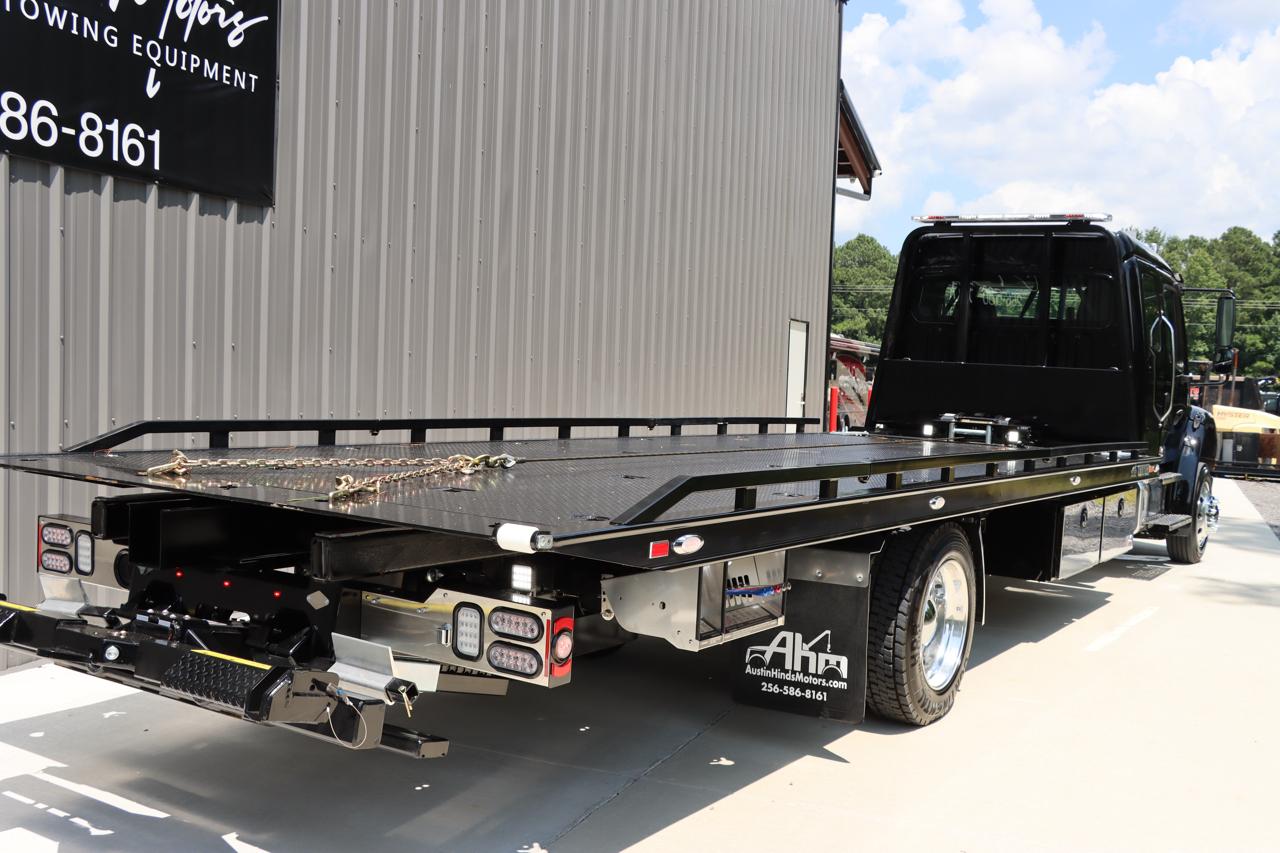 Freightliner M2  2027