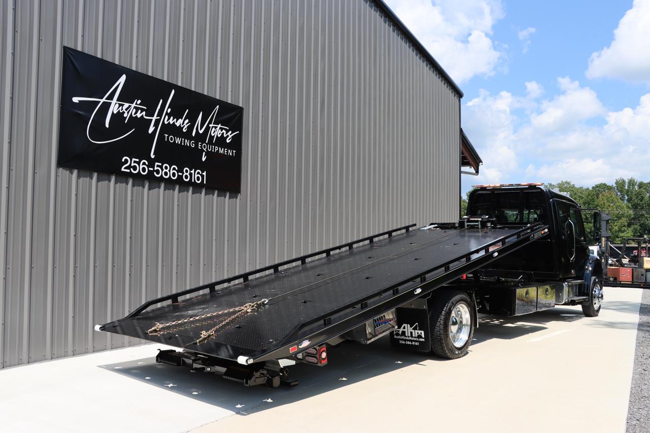 Freightliner M2  2027