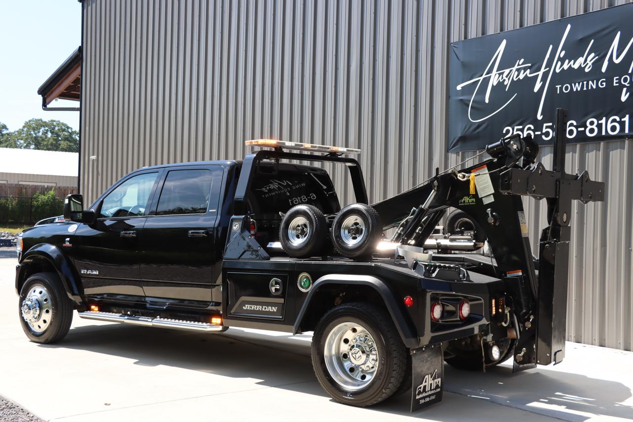 RAM 5500 Chassis Cab Laramie 4x4 Crew Cab 60" CA 173.4" WB 2024
