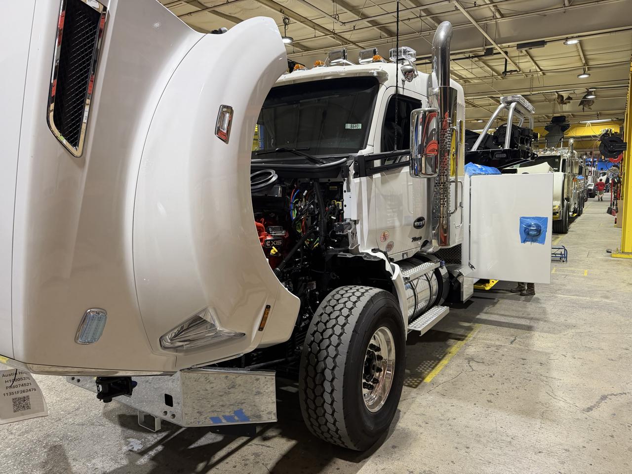 Kenworth T880  2027