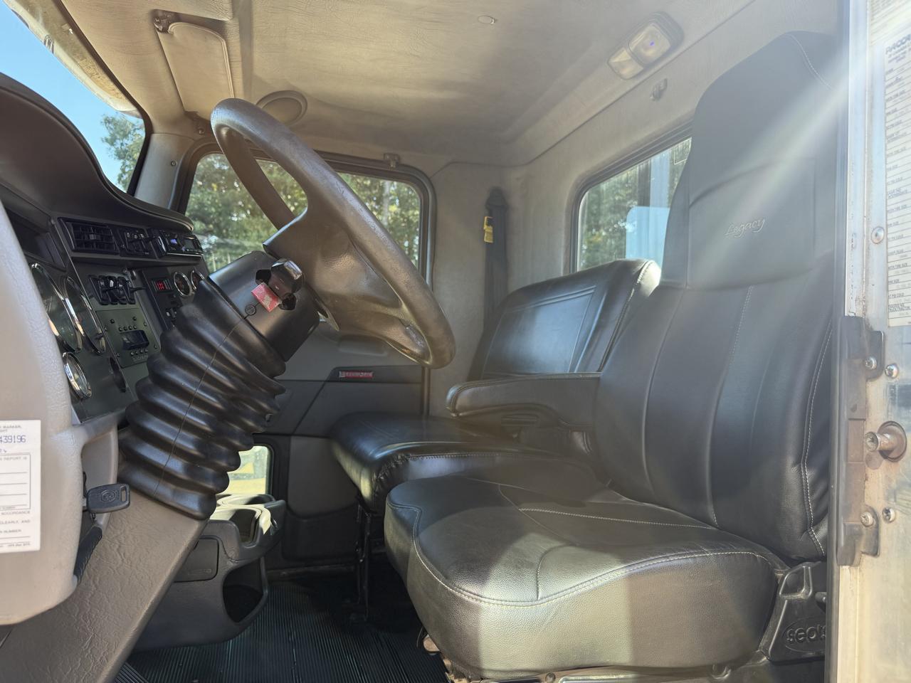 Kenworth T270  2019