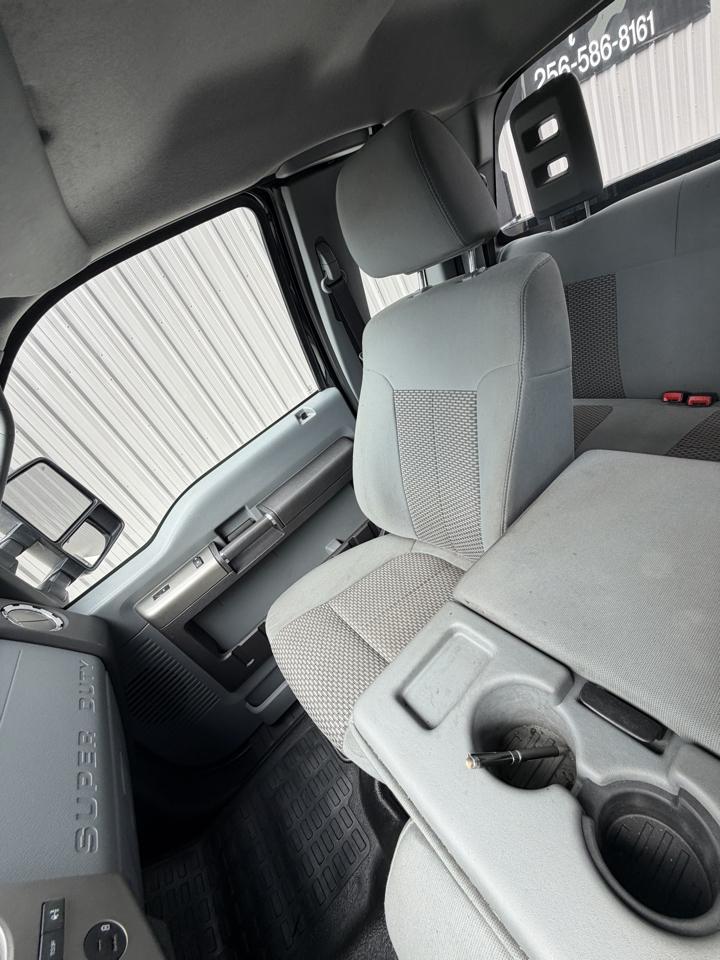 Ford F-650 Straight Frame SuperCab 2023