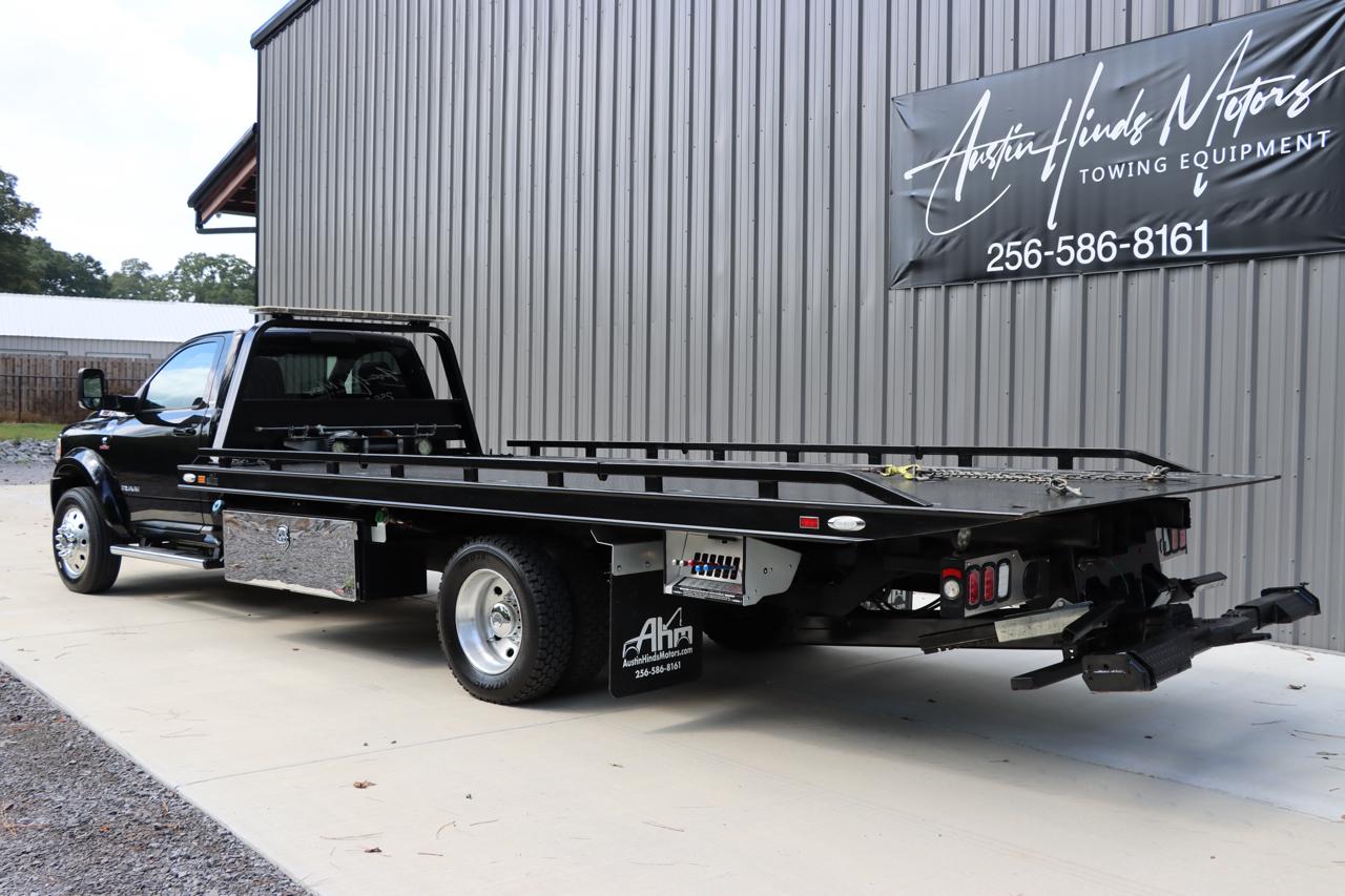 RAM 5500 Chassis Cab SLT 4x2 Reg Cab 120" CA 204.5" WB 2022