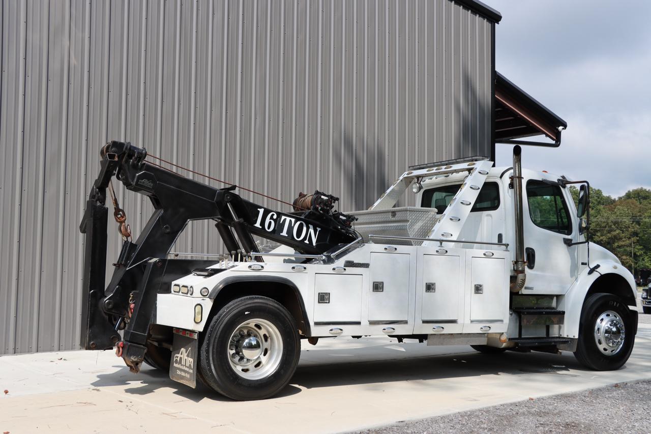 Freightliner M2  2007
