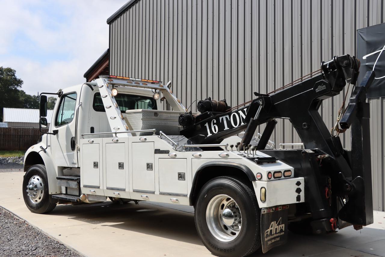 Freightliner M2  2007