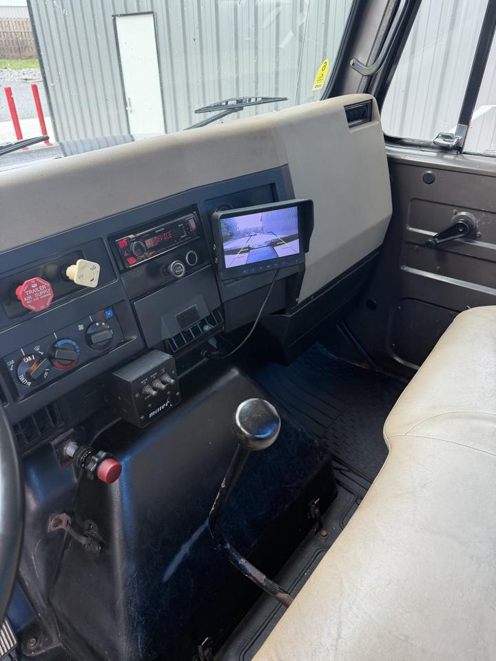 International 4900  1991