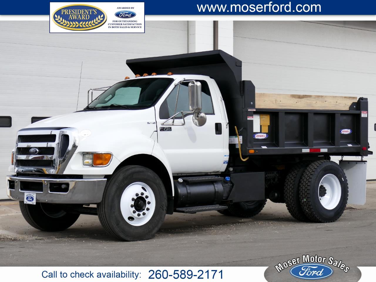 2012 Ford F750 1