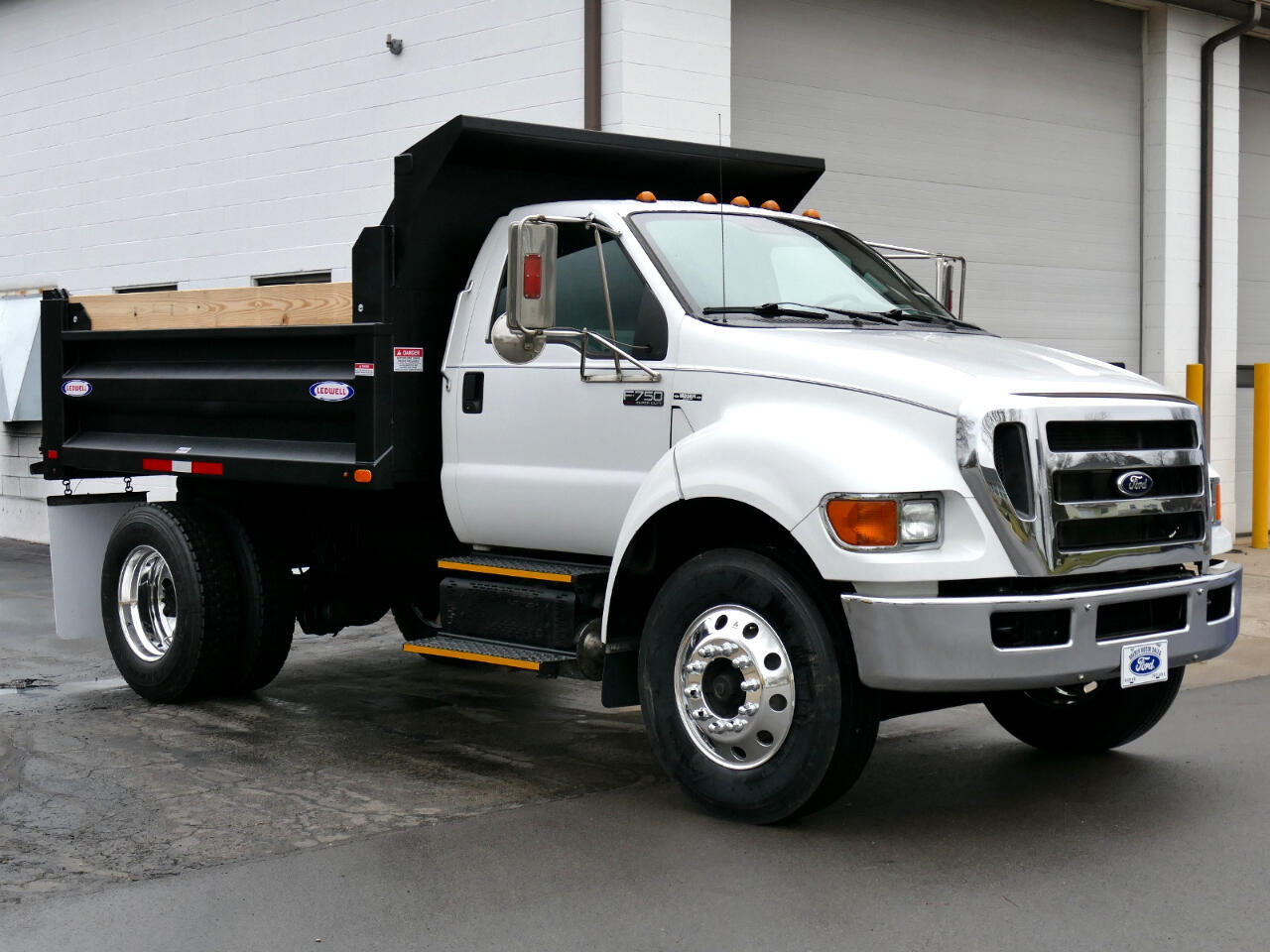 2015 Ford F750 2