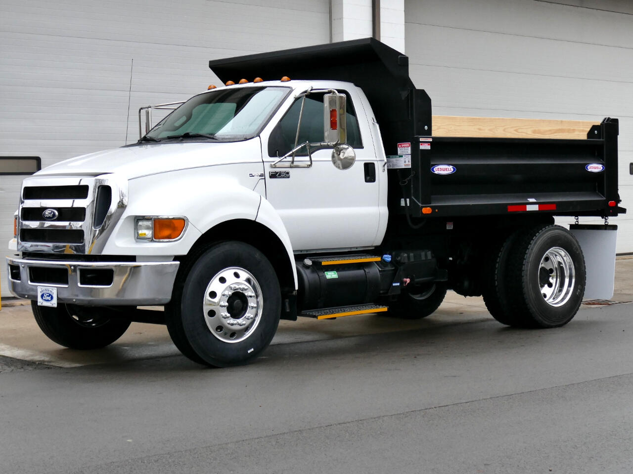 2015 Ford F750 3
