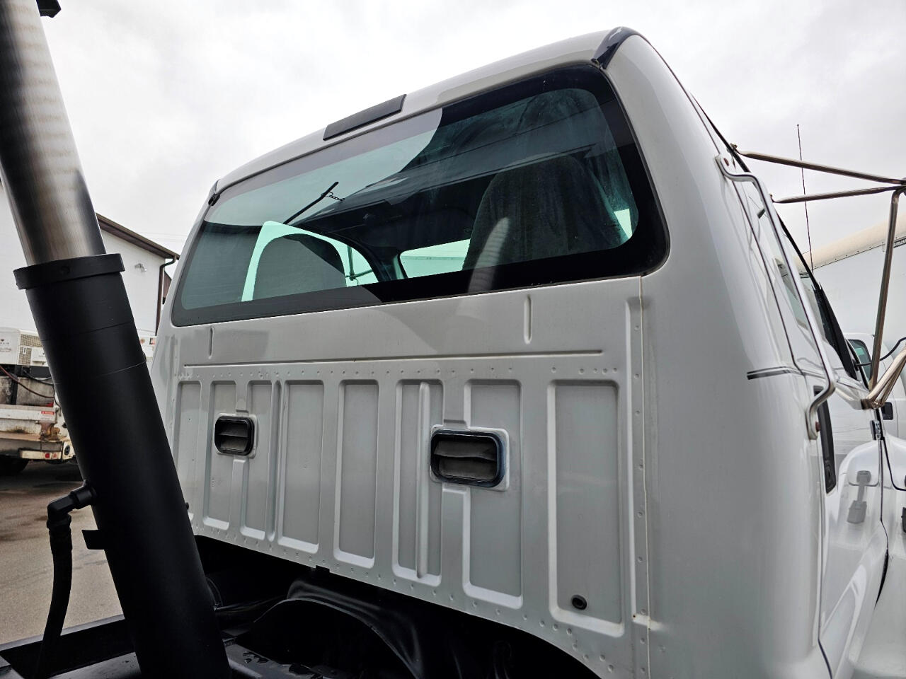 2015 Ford F750 4