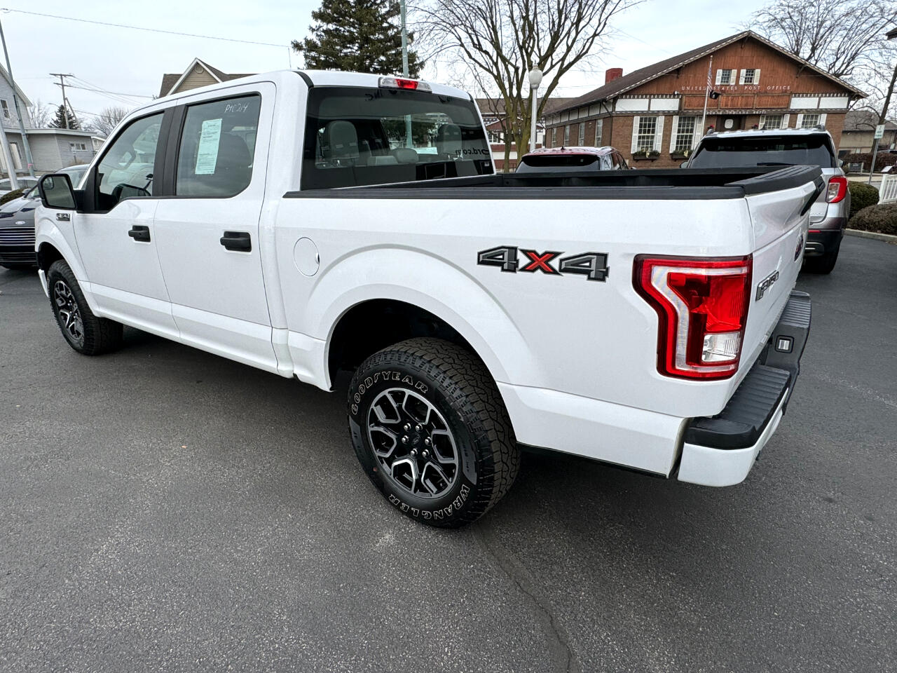 2016 Ford F-150 4