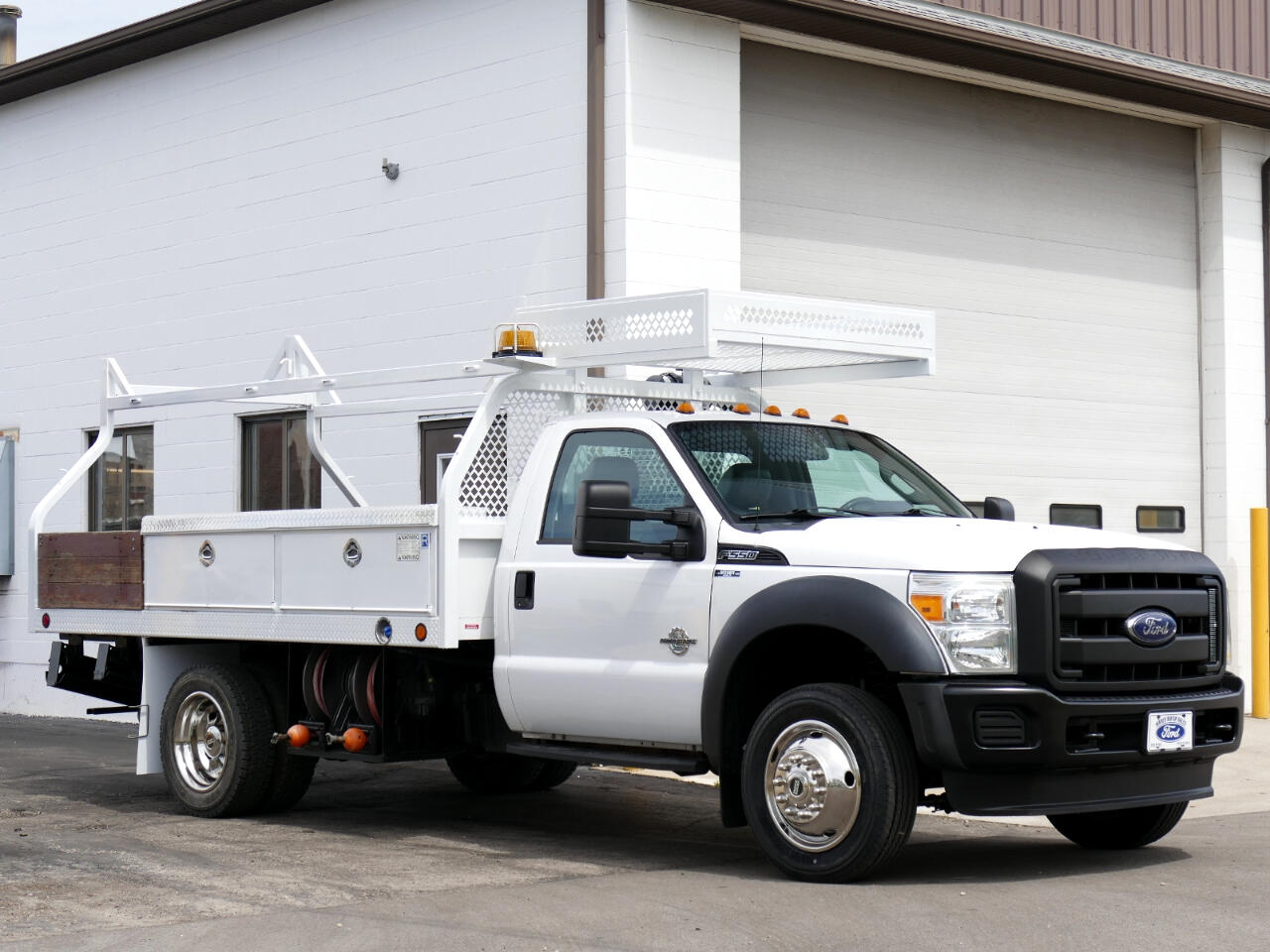 2016 Ford F-550 2