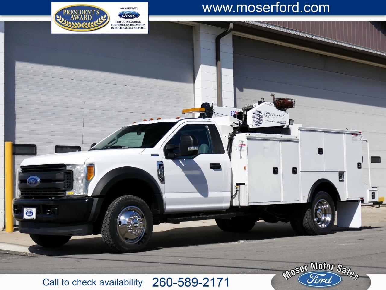 2017 Ford F-550 1