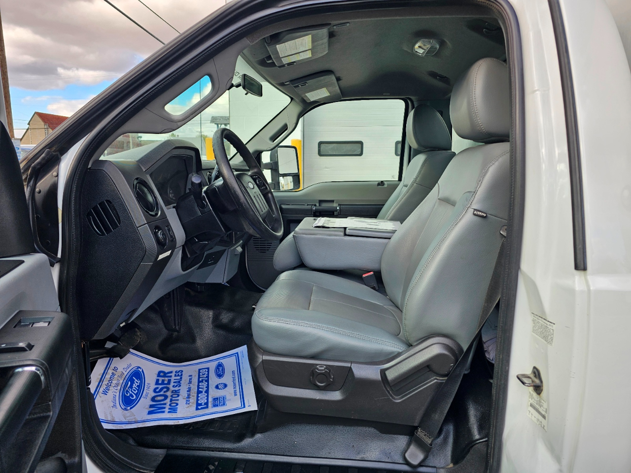 Ford F-550 Regular Cab DRW 2WD 2012 Ford F-550 Regular Cab DRW 2WD 2012